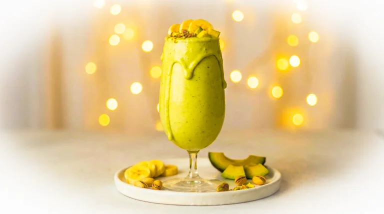 Nutra-Smoothie Bowl with Pistachio